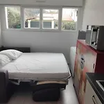 Climatise Avec Parking, Terrasse Et Piscine Apartment *