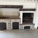 Climatise Avec Parking, Terrasse Et Piscine Apartment