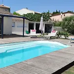 Climatise Avec Parking, Terrasse Et Piscine